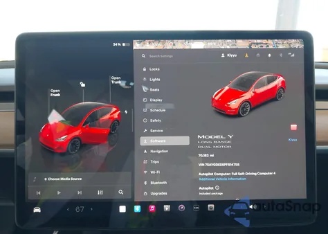 2023 Tesla Model Y Awd/Long Range Dual Motor All-Wheel Drive из США, поврежденный, VIN 7SAYGDEE6PF814758